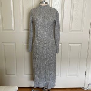 Tahari Size XS Gray Sweater Maxi Dress